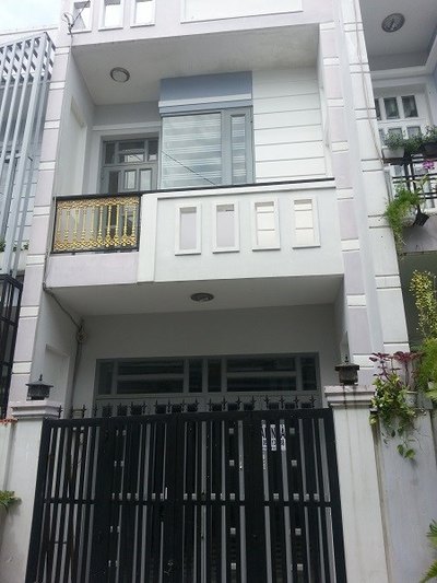 Nhà SHR xây mới 2 phòng ngủ, 3WC gần cao đẳng Điện Lực phường Thạnh Xuân