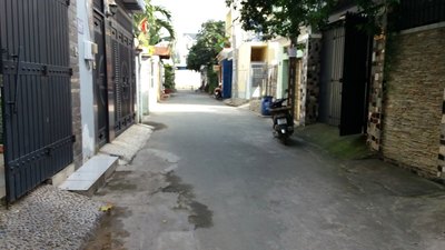 Bán nhà 4x18 m 1 trệt 3 lầu giá 1.85 tỷ HXH đường TCH10, P.TCH, Q12