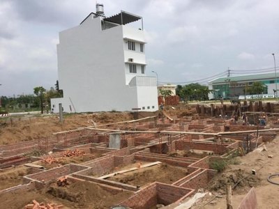 Bán đất 21x 36m mặt tiền đường Nguyễn văn linh khu Dân cư ven sông Q7