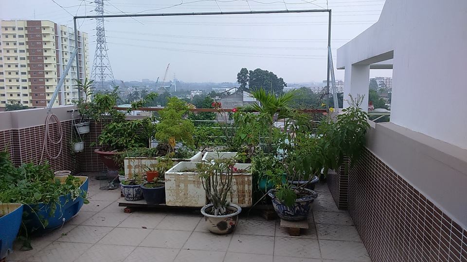 Bán nhà góc 2 mặt tiền đường Lê Văn Việt, quận 9, giá rẻ