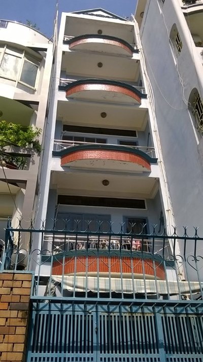 Bán nhà HXH đẹp nhất đường Nguyễn Đình Chiểu – P2 – Q3 (4 ô tô né nhau)