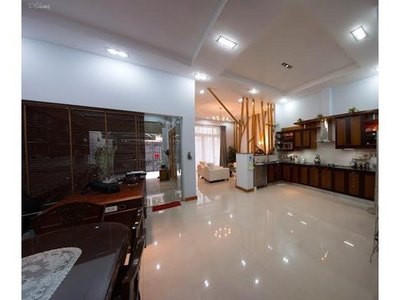 Bán nhà hẻm xe hơi Bùi Hữu Nghĩa, P. 2, Q. Bình Thạnh. DT 10 x 12m, 1 lầu