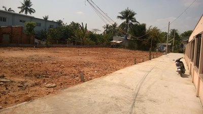 Bán đất đường Nguyễn Văn Tạo 710 m2 sổ riêng xây dựng tự do giá 2.5 tr/ m2