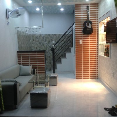 Chính chủ Bán nhà phố 2 tầng kiểu dáng Phú Mỹ Hưng, DTSD: 74m2, giá 720tr
