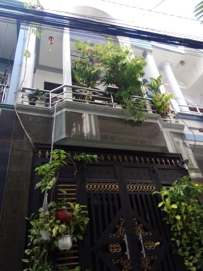 Bán nhà mặt tiền Phan Đình Phùng, P. 15, Q. Phú Nhuận, DT: 3.5 x 20m