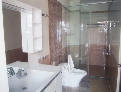 Bán nhà 3 lầu hxh 6,5m đường bùi văn ba quận 7, dt: 76m2, giá 4,2 tỷ.