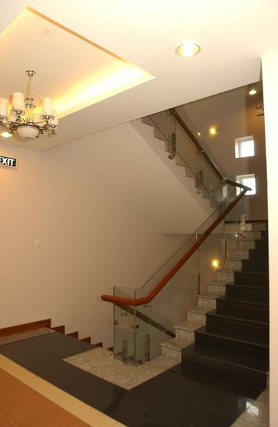 Bán nhà MT đường Nguyễn Trãi, P.8, Q.5, DT: 3x13m. Giá: 8 tỷ