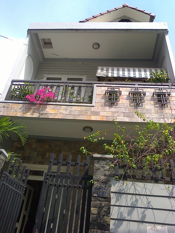 Bán gấp nhà 207/72 Nguyễn Văn Đậu, P11, Q. Bình Thạnh, 5.2 x 13m, 4.7 tỷ