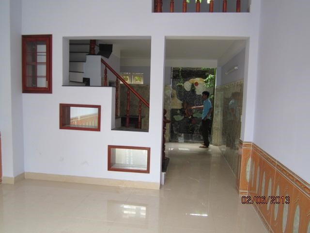 Bán nhà MT Tam Đảo CX Bắc Hải Quận10, DT 4 x 30m.