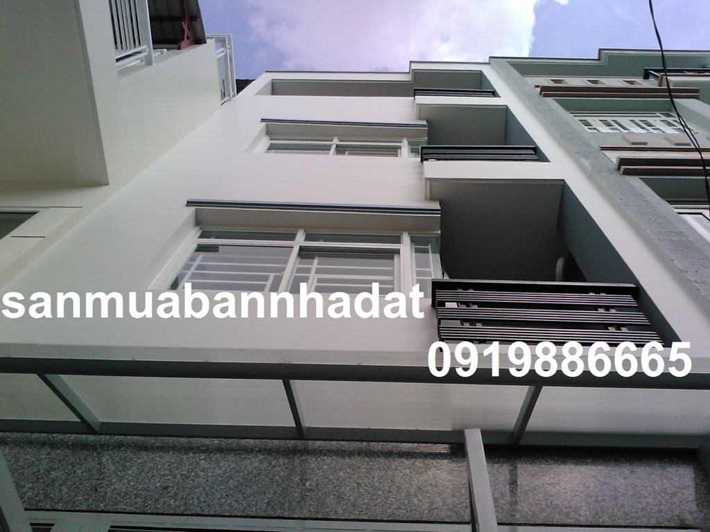 Nhà Mặt Tiền Huỳnh Văn Bánh 4 Lầu giá rẻ P10 PN