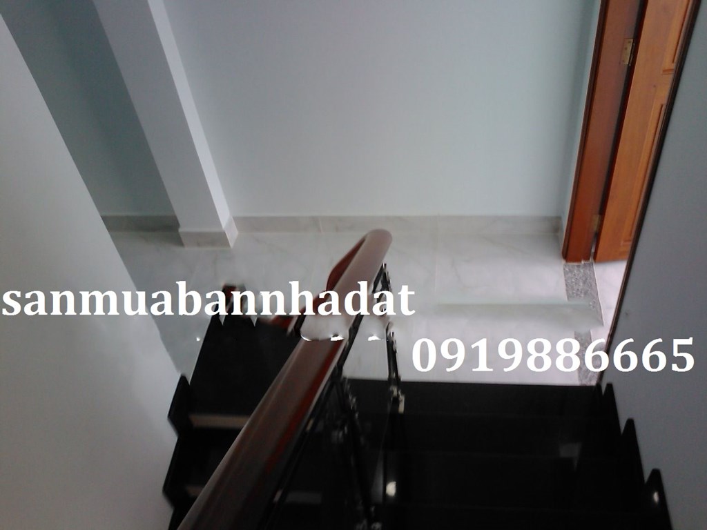 Nhà Mặt Tiền Huỳnh Văn Bánh 4 Lầu giá rẻ P10 PN