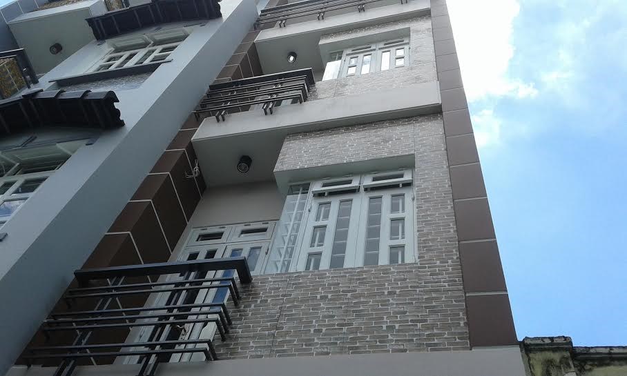 Bán nhà mặt tiền Nhiêu Tứ, P. 7, Q. Phú Nhuận, DT 4x16m, 3 lầu, giá 6.8 tỷ