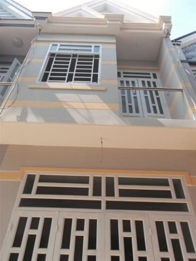 Bán nhà HXH Hồ Bá Kiện P.15 Q.10,DT: 5.5 x 11.5 giá rẻ cực “HOT” 4.95 tỷ.
