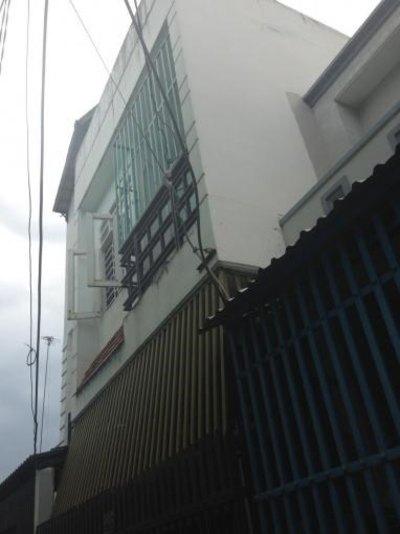 Bán nhà : Cần tiền Bán gấp Nhà Phố Đ. Lê Thị Riêng, P Bến Thành, Q1