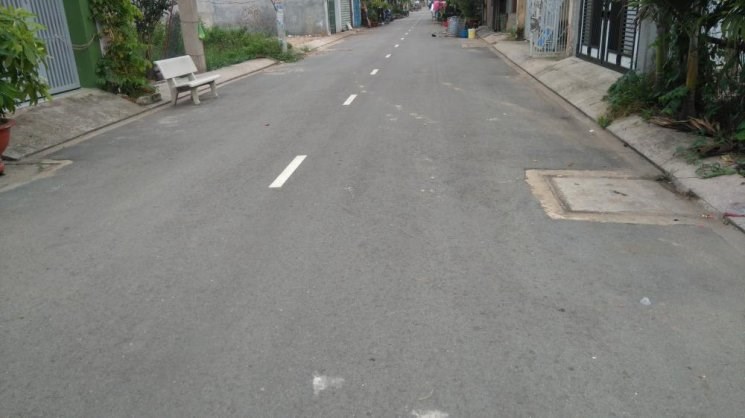 Đất mặt tiền Nguyễn Duy Trinh, kế bên UBND phường Long Trường