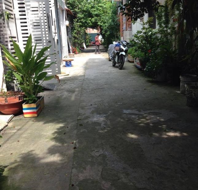 Cần tiền bán rẻ đất 4mx13m, cách cầu Phú Xuân 500m, giá 750 triệu