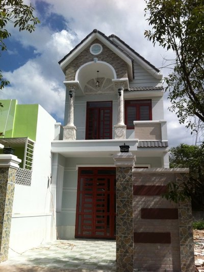 Bán nhà Nguyễn Giản Thanh, q.10, gần trung tâm, giá tốt, DT lớn