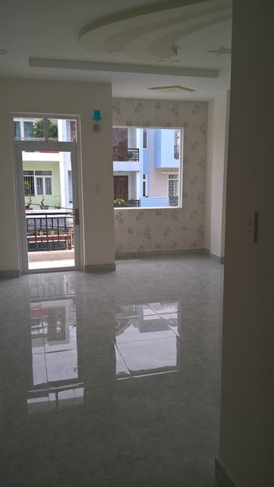Nhà 3 lầu,4 phòng ngủ,125m2,hẻm Nguyễn Thị Định.