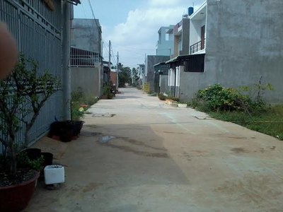 Đất nền ngã tư GA Quận 12 giá 750 tr/ nền.