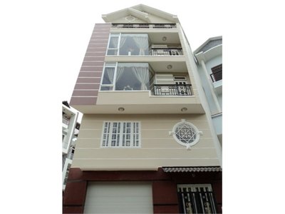 Bán nhà MT đường Trần Tuấn Khải,P5, Q5. DT: 4,5x19,2m. Giá: 9,5 tỷ