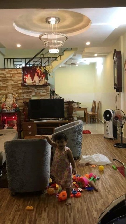 Bán nhà gần cv Hoàng Văn Thụ giá 3 tỷ