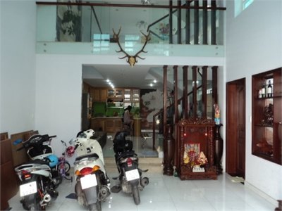 Cần bán nhà HXH Lam Sơn, P. 6, Bình Thạnh