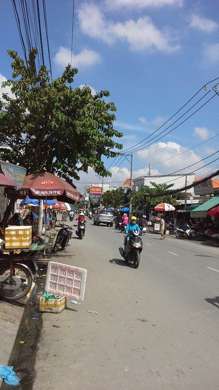 Bán Đất thổ cư Hiệp Bình Chánh từ Phạm văn Đồng vào 200m dt 4.5x22, đường