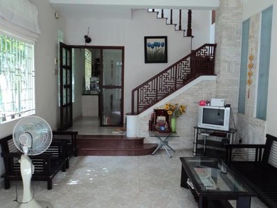 Bán nhà HXH Nguyễn Tri Phương, P.8, Q.5. DT: 4x 20.5m. 8.5 tỷ