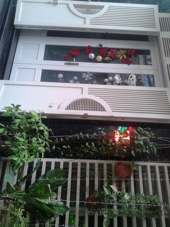 Bán nhà Phạm Văn Hai, P.3, Q.Tân Bình, Dt 5.5x7m