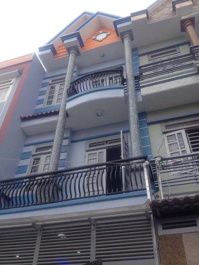 Bán nhà 1 trệt 2 lầu 4x13,5m giá 1.6 tỷ HXH đường Lâm Thị Hố (TCH5 cũ)