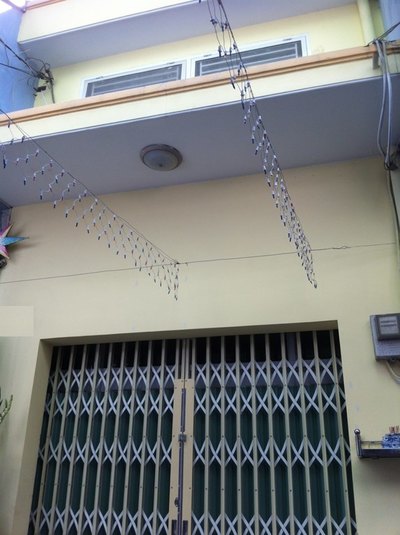 Bán gấp hẻm Phạm Văn Hai, P.3, TB. Dt 3.25x7.5m