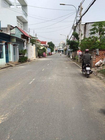 Cần bán gấp căn nhà mới xây 1 trệt 1 lầu 550tr (50%) đường Nguyễn Duy Trinh
