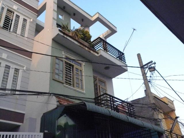 Bán gấp nhà quận 3 đường Lê Văn Sỹ, 3.8x22, 1t 2l st. Giá 7 tỷ