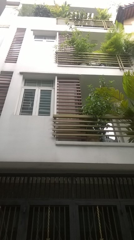 Bán nhà HXH thông 2 đầu đường Lê Văn Sỹ - P13 – Q3