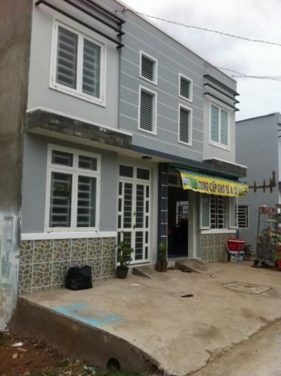 Nhà phố 5x12m=550tr/căn Phan Văn Hớn (3PN, 2WC, SHR)- đường nhựa 12m