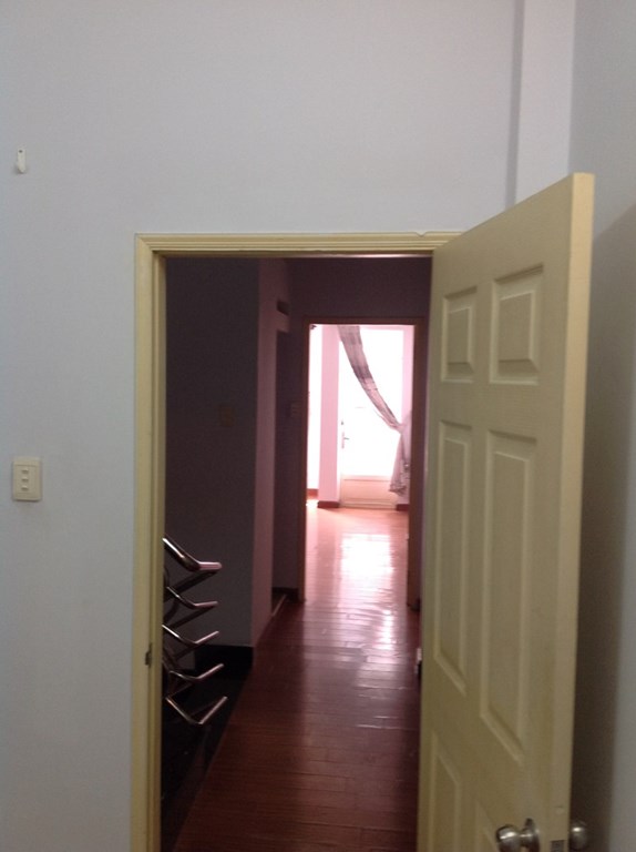 Bán nhà mt đường nội bộ khu D2, P. 25, Q. Bình Thạnh