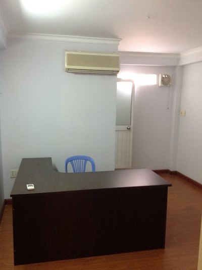 Bán nhà HXH đường Lê Văn Sỹ, Quận 3