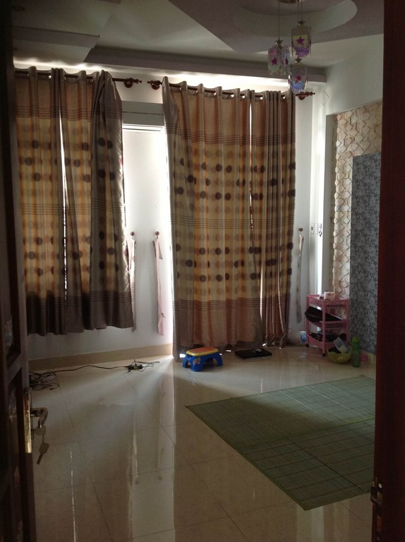 Bán nhà 4 tỷ p Bình Trưng Tây, đường Nguyễn Thị Định rẽ vào