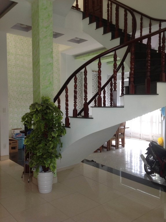 Bán nhà 4 tỷ p Bình Trưng Tây, đường Nguyễn Thị Định rẽ vào