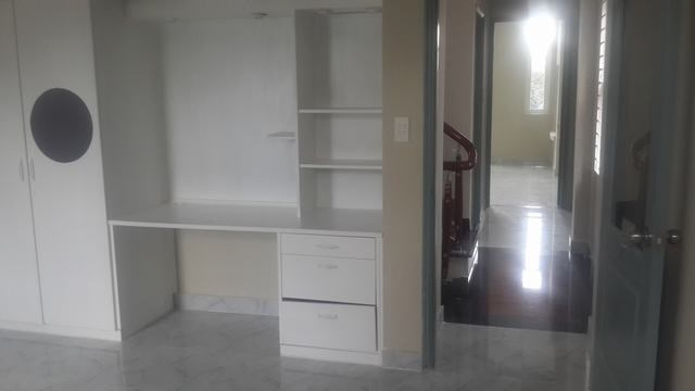 Nhà mới 4m x17m đúc 4 tấm giá 3,1 tỷ thuộc P.11 Gò Vấp