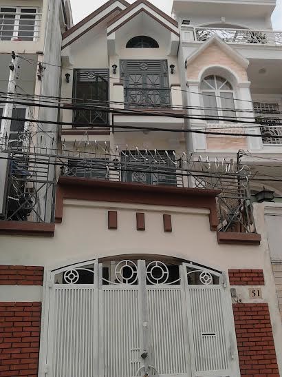 Bán nhà : Bán gấp nhà phố - Đ. Nguyễn Văn Thủ, P. Đakao, Q1, DT: 67m2