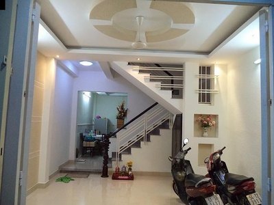 Cần bán HXH Huỳnh Văn Bánh, Phú Nhuận, dt 4x18m, 3 lầu, giá 4.9 tỷ