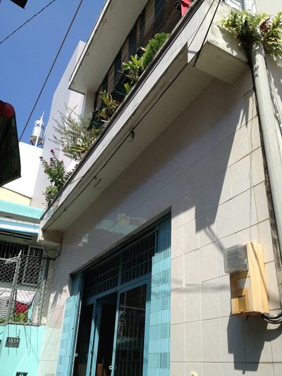 Bán căn nhà đầu đường Hòa Hưng quận 10, TP HCM