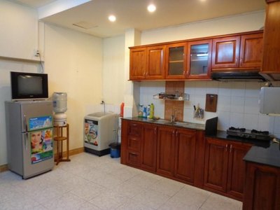 Cuối Năm Cần Tiền Bán Gấp Nhà Phạm Viết Chánh , Q 1, DT: 68M X 18m, 3LẦU