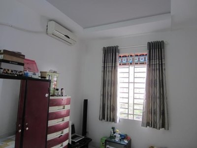 Cuối Năm Cần Tiền Bán Gấp Nhà Lê Thị Riêng, P.Bến Thành, Q 1, DT: 4M X 20.5