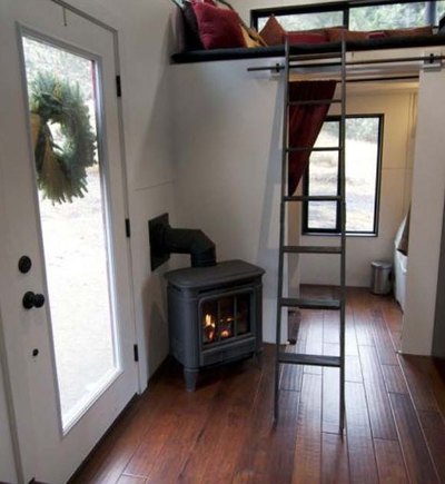 Bán gấp nhà mặt tiền đường Cao Thắng, P12, Q10.