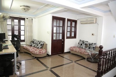 Bán nhà HXH Lê Thị Riêng, Bến Thành, Q1, DT: 4x16m, Giá 9 tỷ