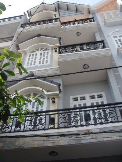 Bán nhà MT Huyền Quang, Q1,4x16m, giá 9 tỷ