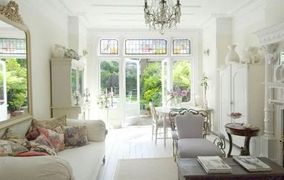 Hot! Bán nhà khách sạn Lê Văn Sỹ, Quận 3, DT 4x25, 3 lầu, 14 tỷ