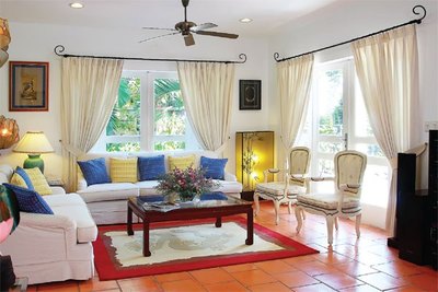 Bán nhà mặt tiền đường Trần Quang Khải góc Đinh Tiên Hoàng, Quận 1